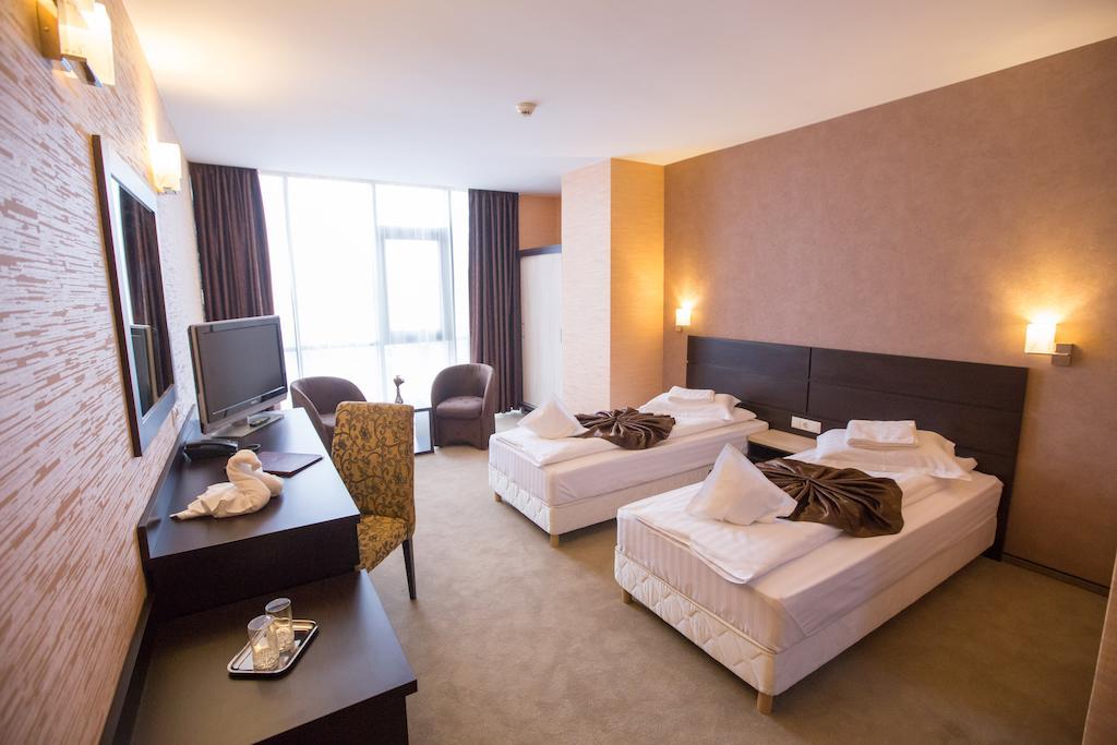 Hotel Meliss Craiova Zimmer foto